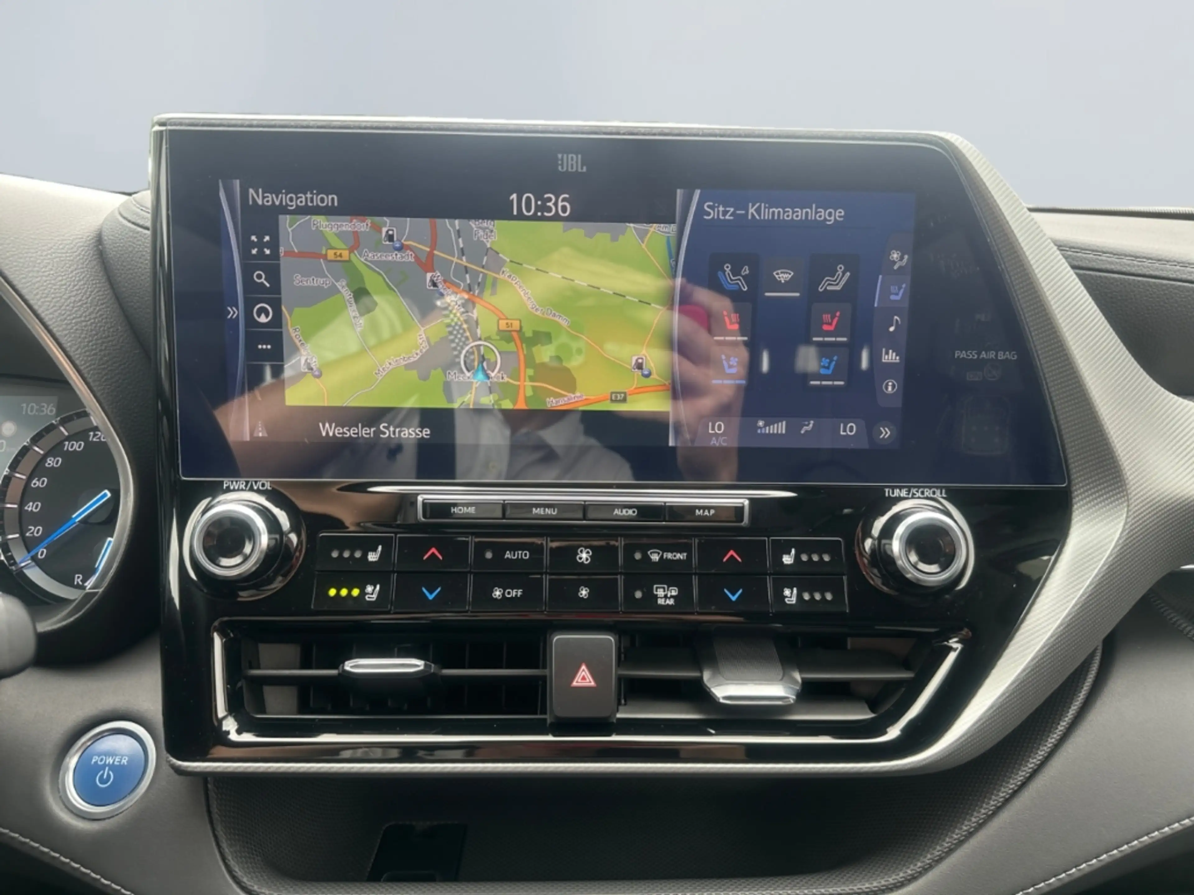 Toyota Highlander 2.5 Hybrid Luxury *7-Si*Leder*360°*JBL* — photo 13