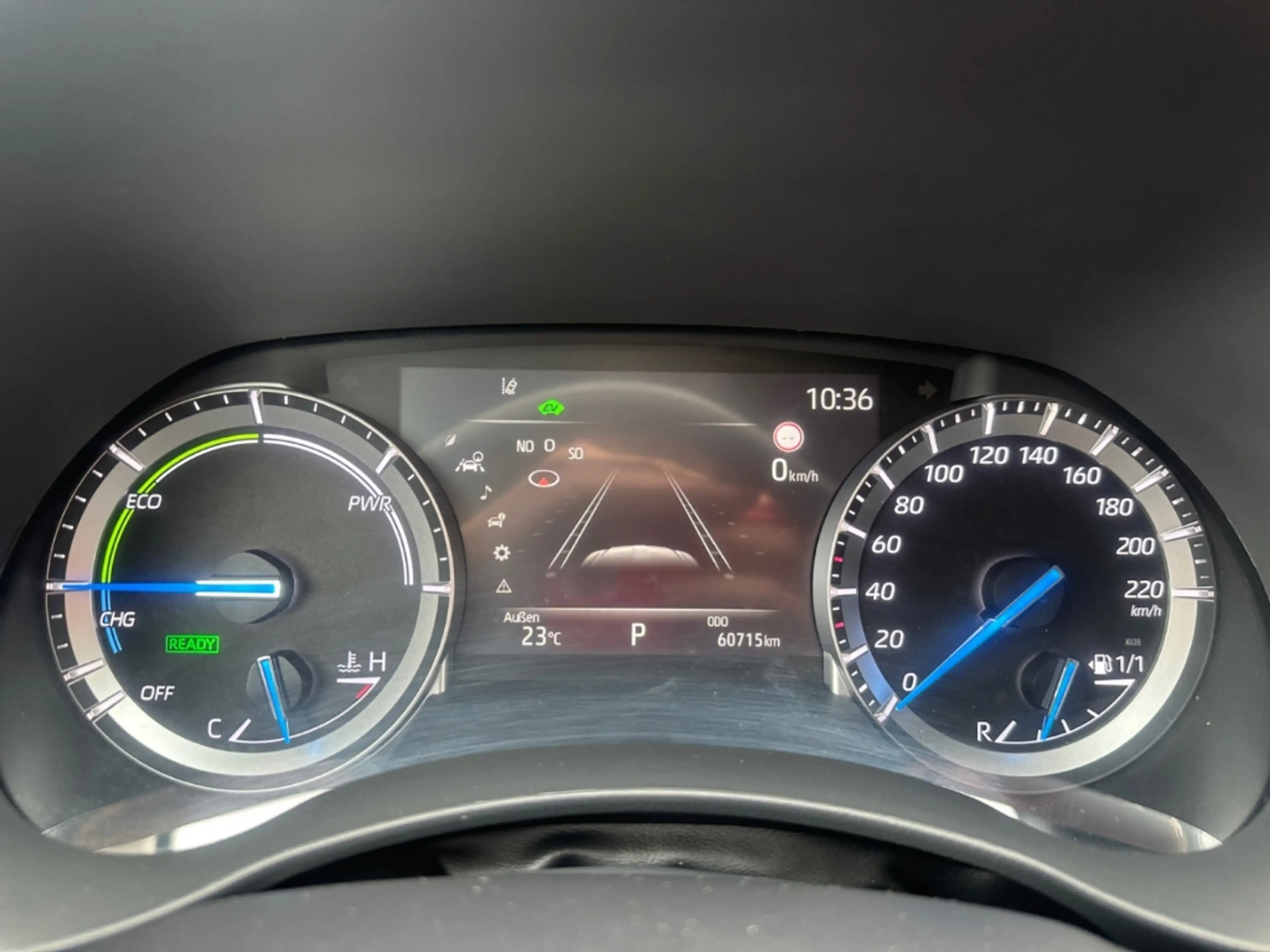 Toyota Highlander 2.5 Hybrid Luxury *7-Si*Leder*360°*JBL* — photo 12