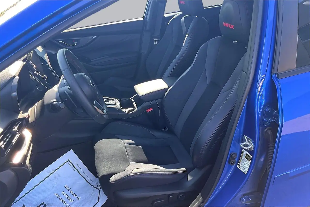 Subaru WRX снимка Subaru WRX
