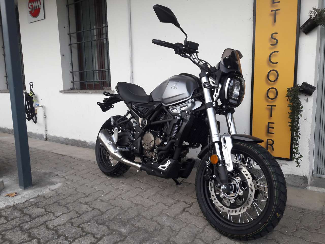 Voge 300AC VOGE TROFEO 300 AC SCRAMBLER