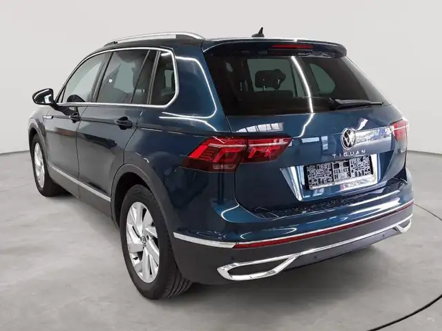 Volkswagen Tiguan view 5