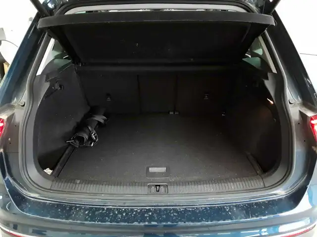 Volkswagen Tiguan view 15