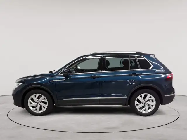 Volkswagen Tiguan view 6