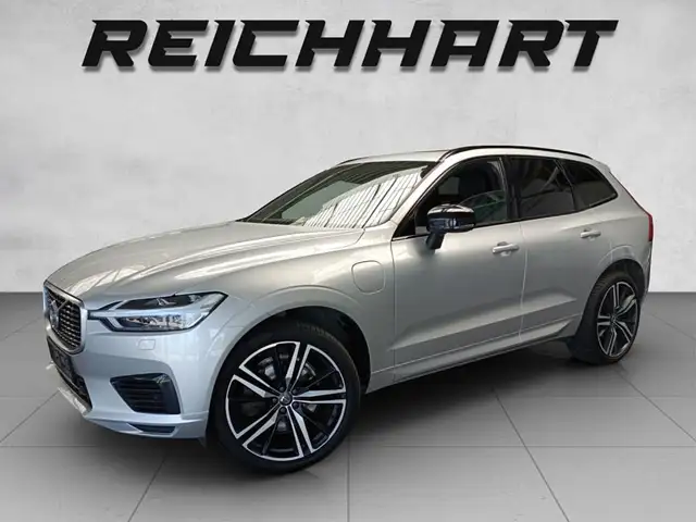 Volvo XC60 T8 AWD Plug-In Hybrid R-Design
