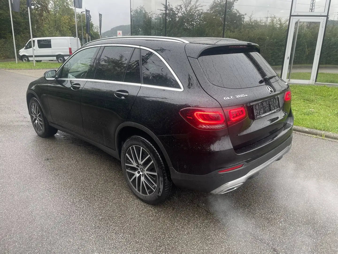 Mercedes-Benz GLC 300 e 4M AMG*Pano*AHK*Distr*Kamera*MULTIBEAM Noir - 2