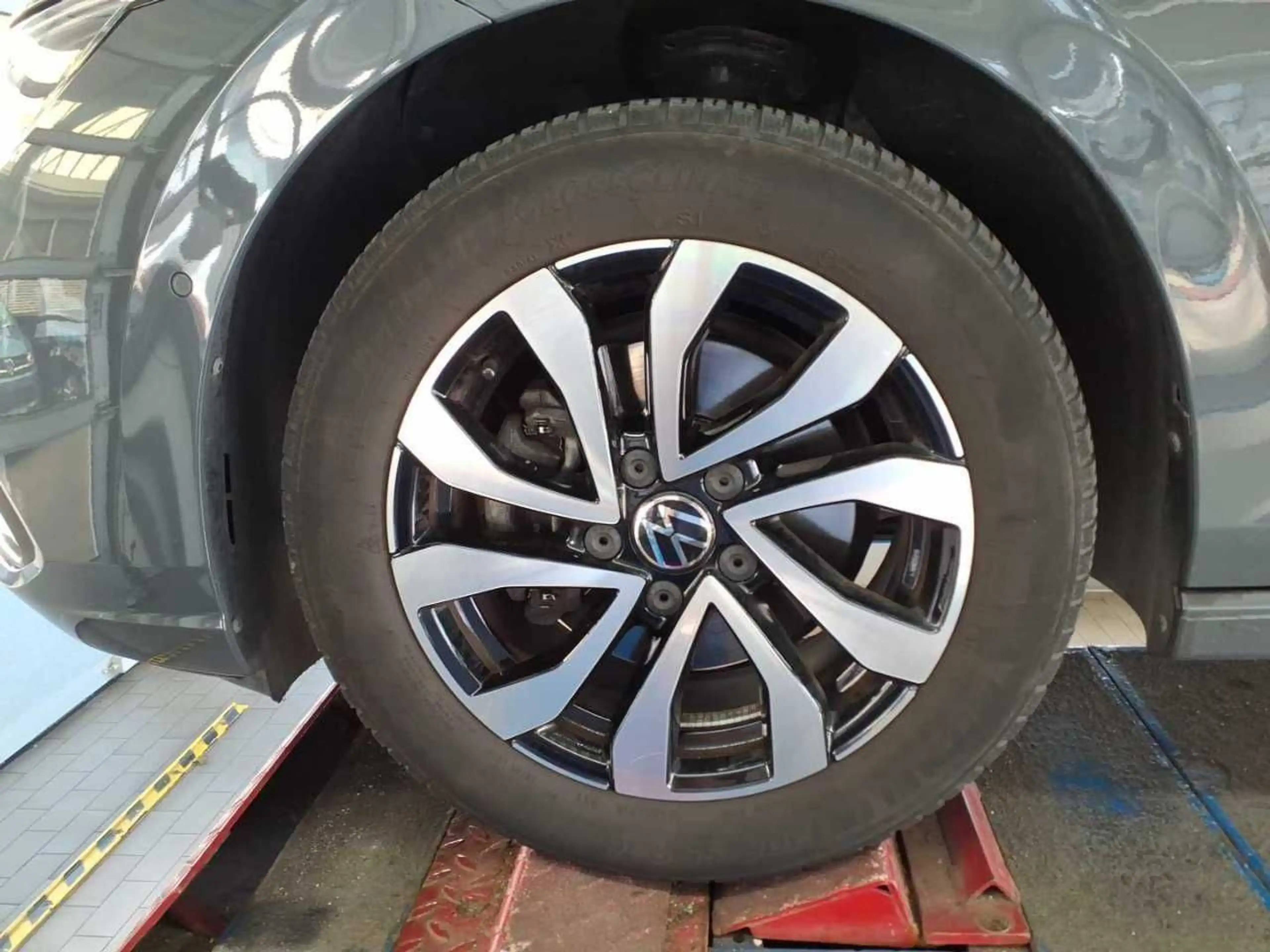 Volkswagen Golf Variant 1.5eTSI DSG Active AHK ACC Cam AppC — photo 8