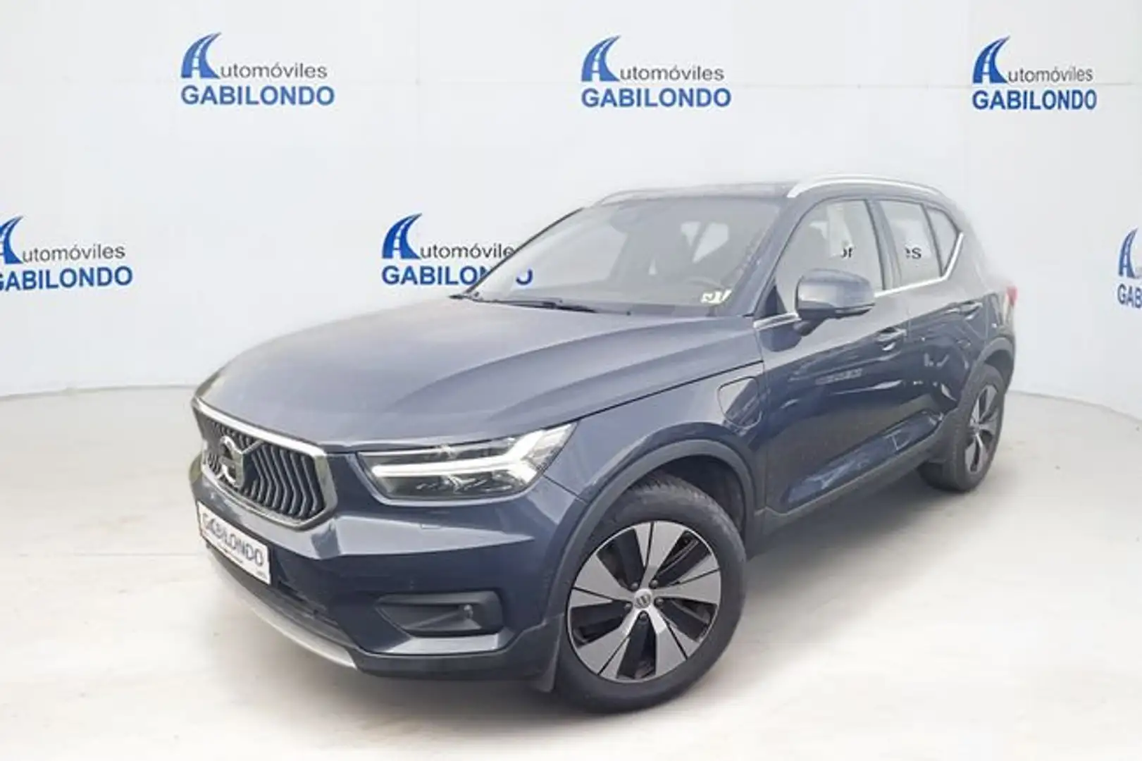 Volvo XC40 1.5 T4 Twin Recharge Core Auto Azul - 1
