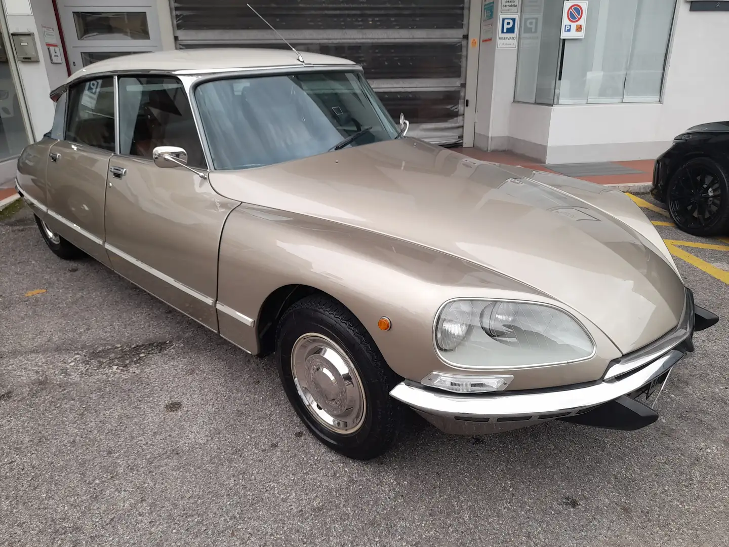 Citroen DS 23 IE Pallas Beige - 1