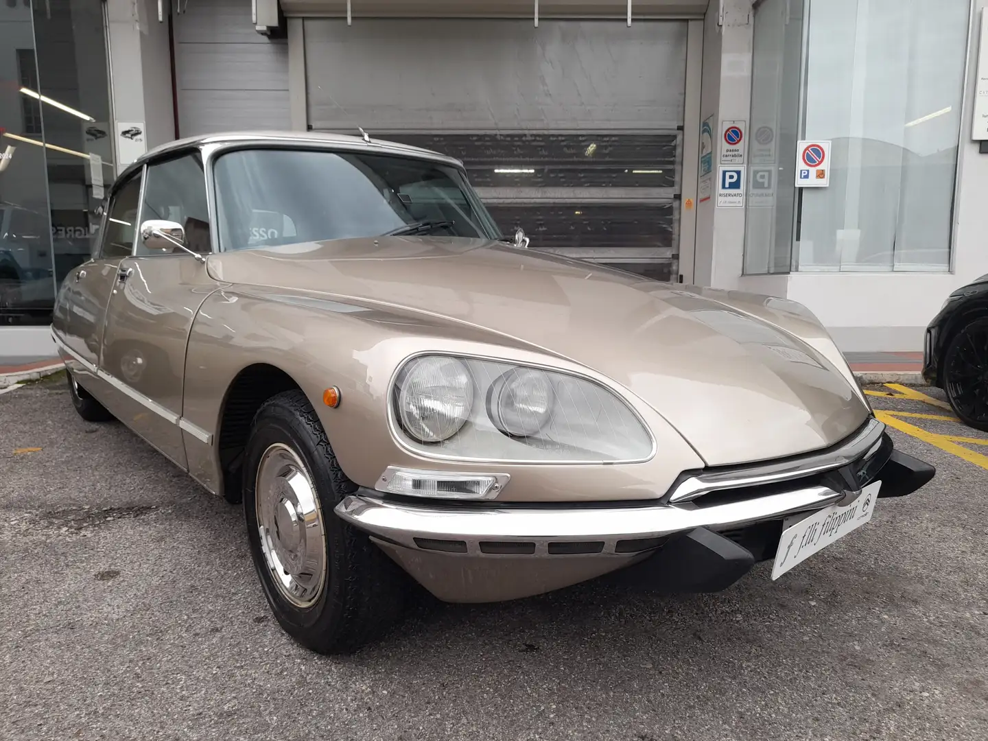 Citroen DS 23 IE Pallas Beige - 2