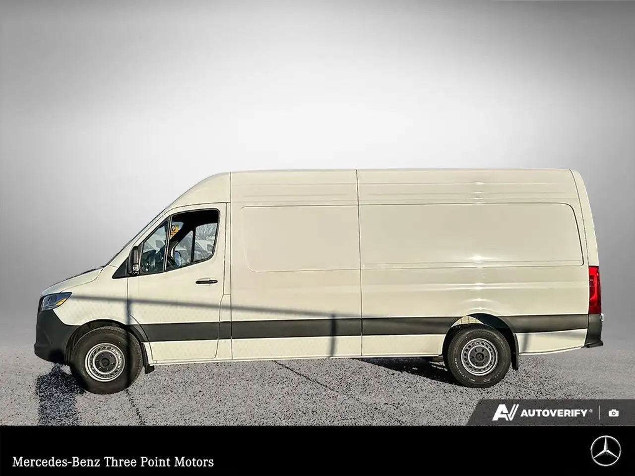 Mercedes-Benz Sprinter снимка Mercedes-Benz Sprinter