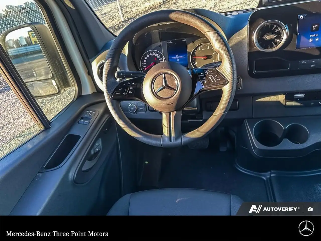 Mercedes-Benz Sprinter снимка Mercedes-Benz Sprinter