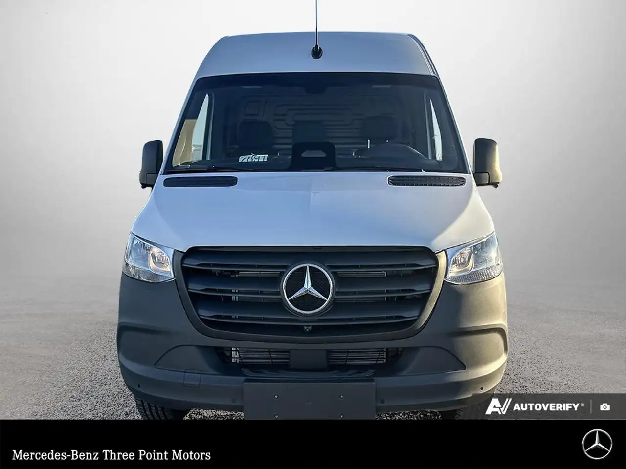 Mercedes-Benz Sprinter снимка Mercedes-Benz Sprinter