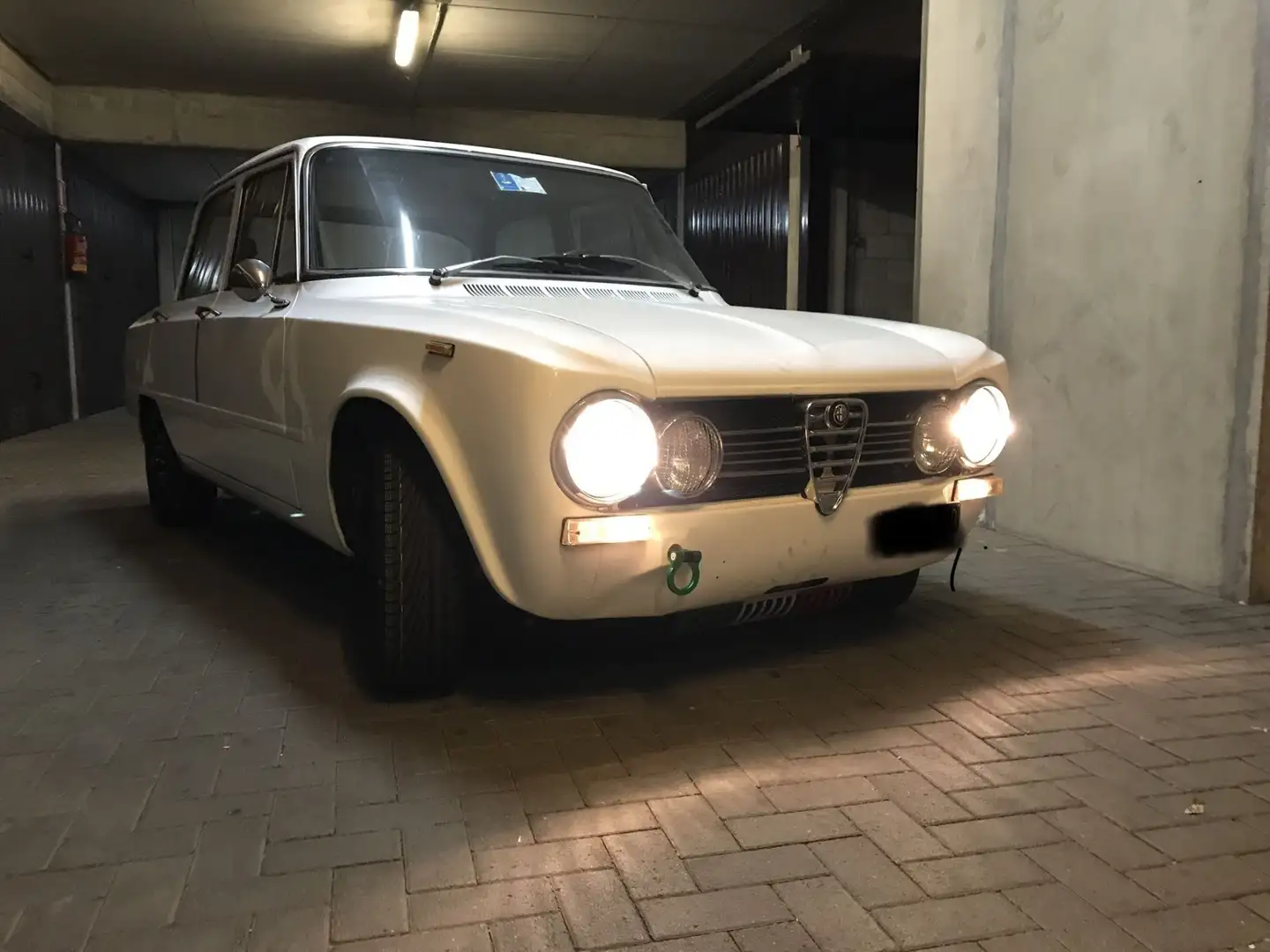 Alfa Romeo 1750 GIULIA 1300 SUPER 1973 - 2