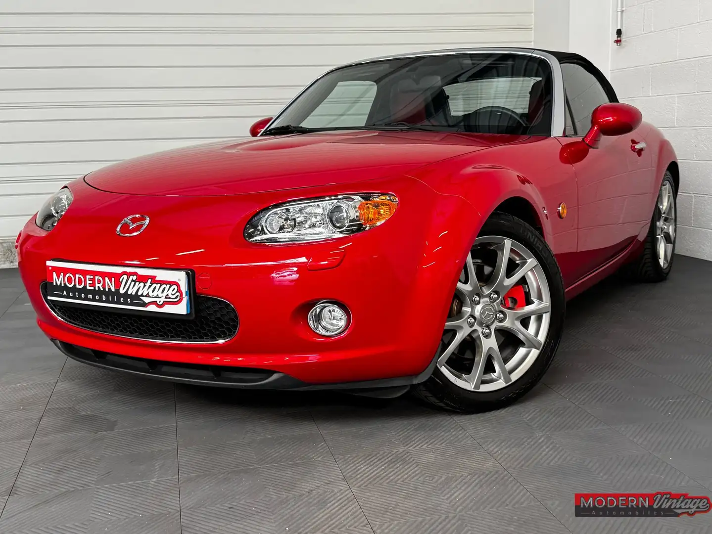 Mazda MX-5 MX-5 NC Roadster 2.0 160 3rd Generation N°1190 Rot - 1
