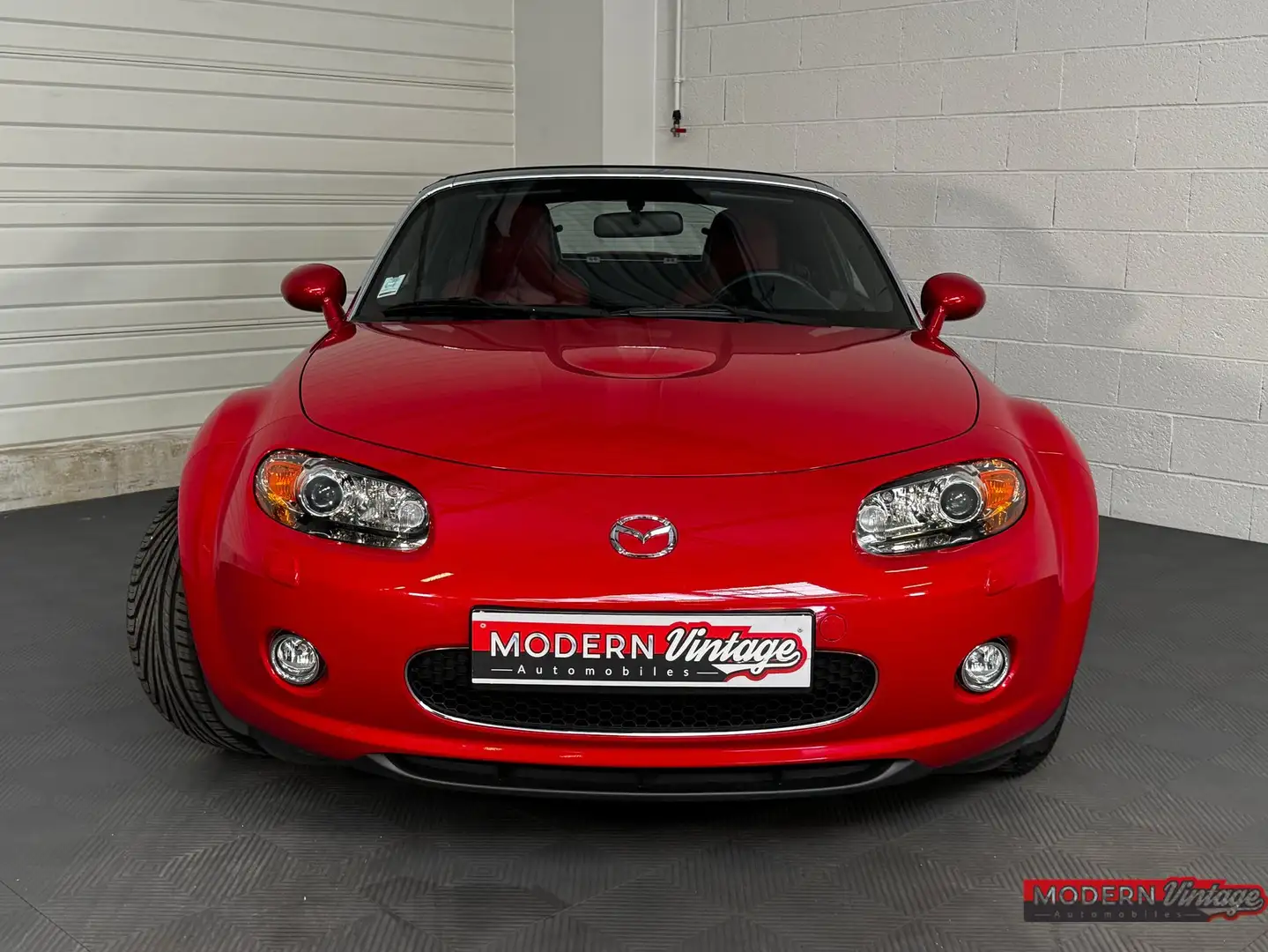 Mazda MX-5 MX-5 NC Roadster 2.0 160 3rd Generation N°1190 Rot - 2