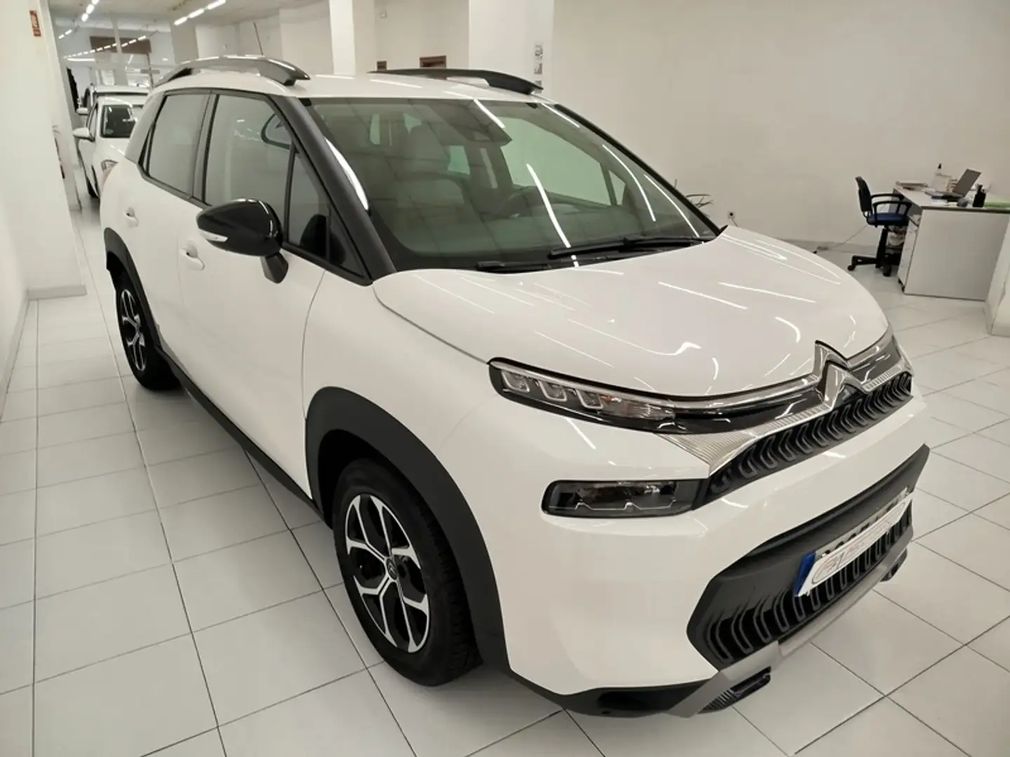 Citroen C3 Aircross BlueHDi S&S Shine 110 Blanco - 2