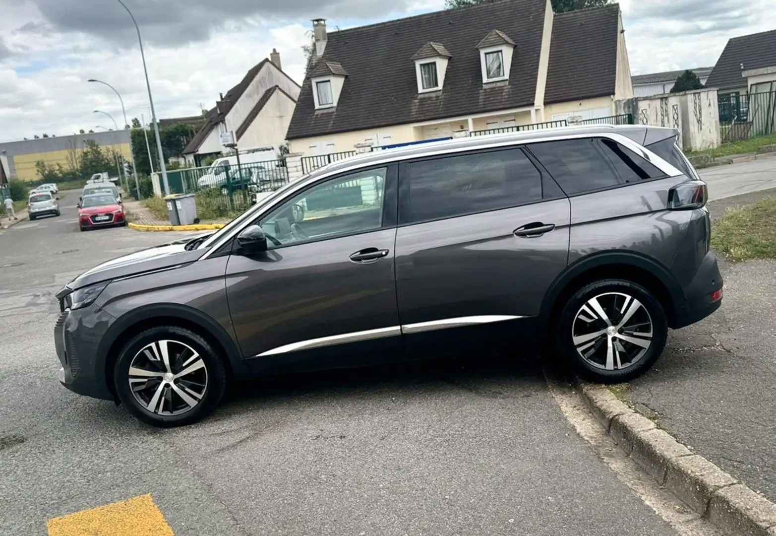 Peugeot 5008 Allure Pack 1.5 BLUEHDi 130CV BVA8 7 PLACES 15825H Gris - 2