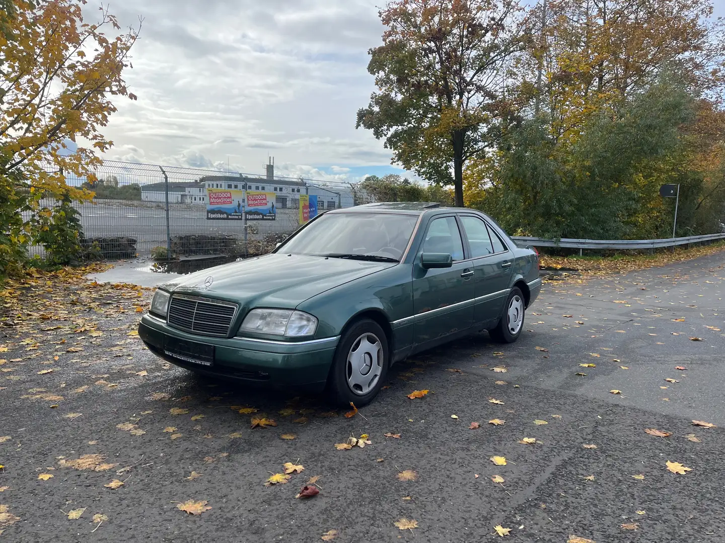 Mercedes-Benz C 180 C 180 Classic Grün - 1