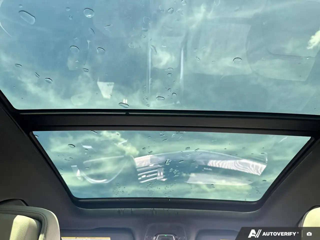 Audi Q8 e-tron снимка Audi Q8 e-tron
