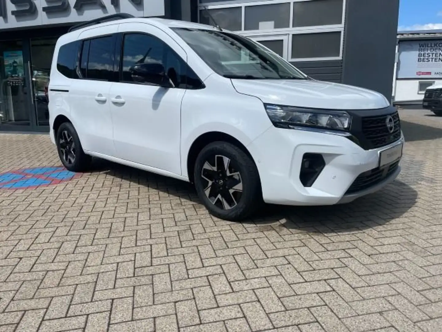 Nissan Townstar Kombi 130PS DCT L1Tekna Navi Kamera Weiß - 2