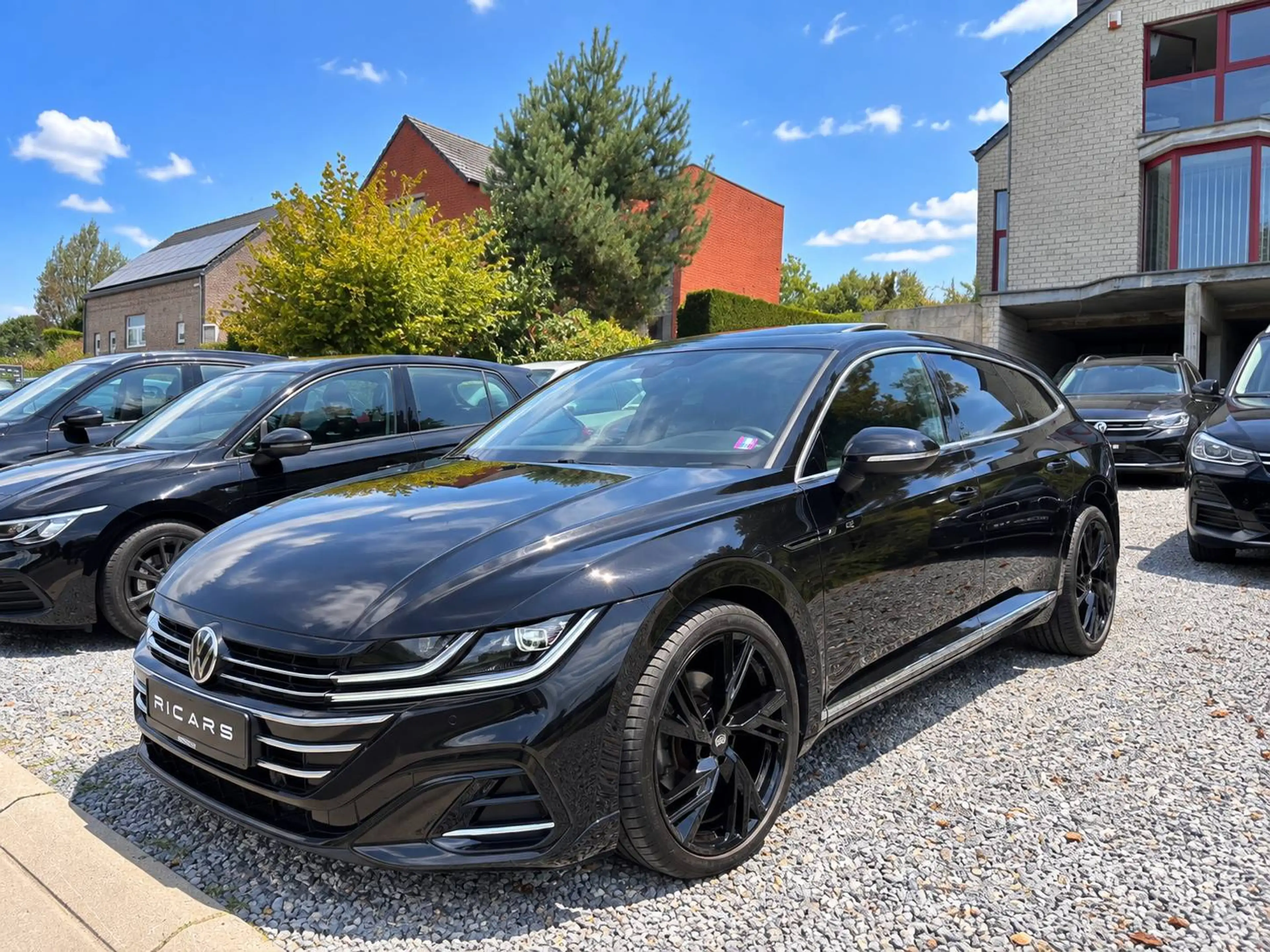 Volkswagen Arteon R-Line SB Facelift 2.0TDI DSG FULL OPTIONS GARANTIE