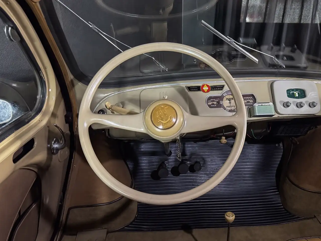 Renault R1062, foto 9