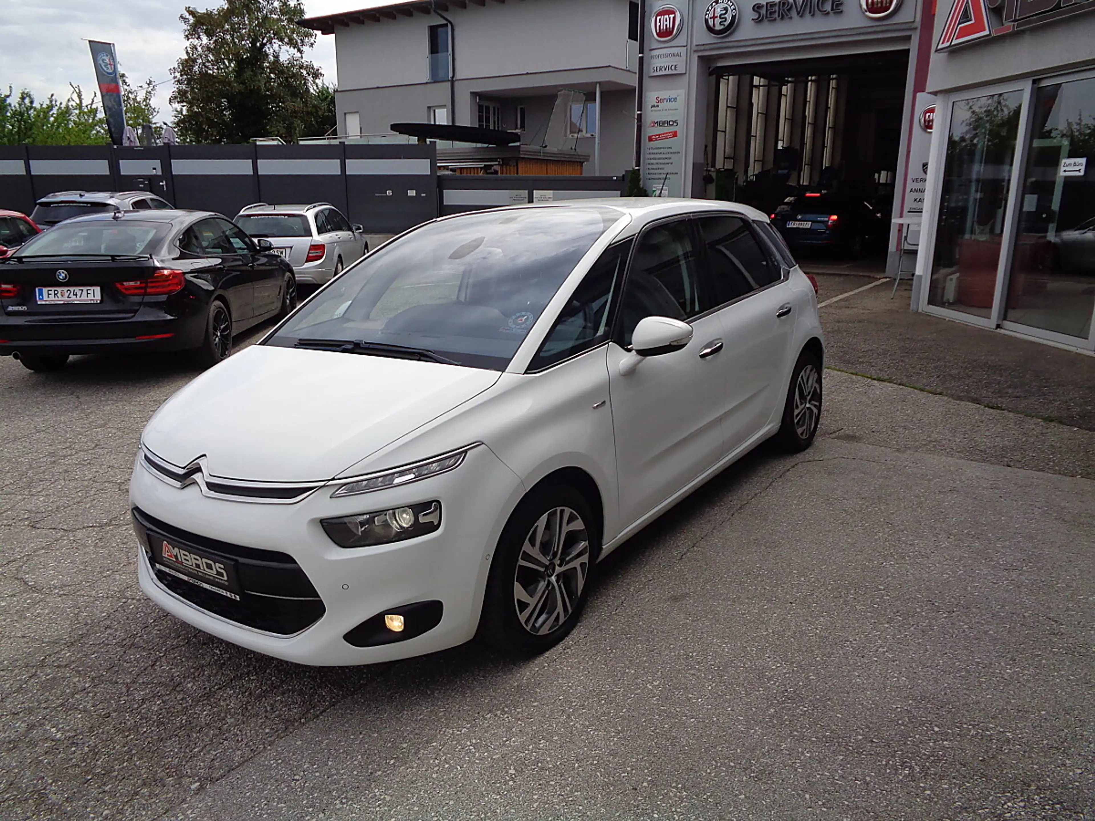 Citroen C4 Picasso BlueHDi 150 EAT6 Exclusive Aut. — photo 12
