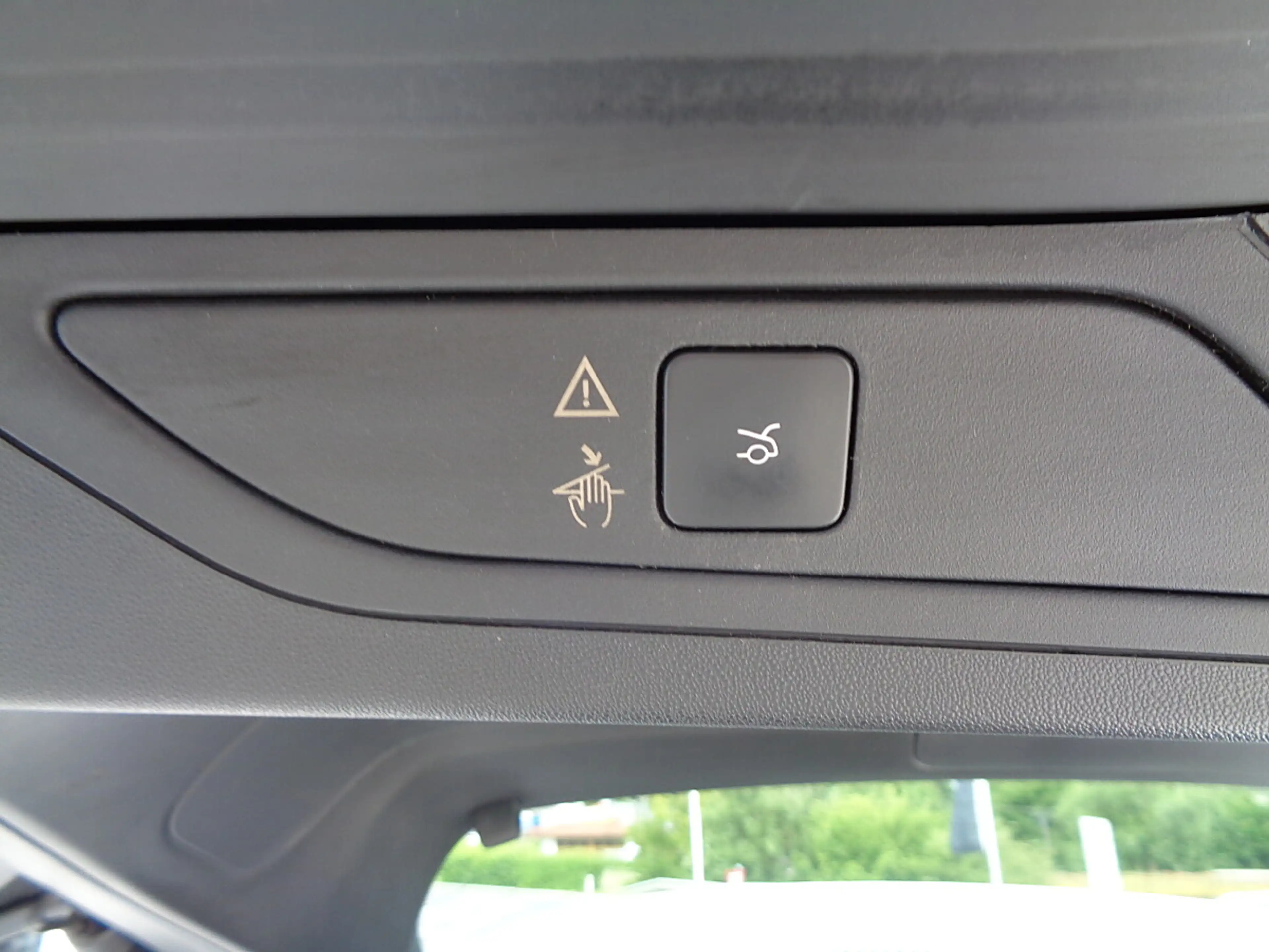 Citroen C4 Picasso BlueHDi 150 EAT6 Exclusive Aut. — photo 9