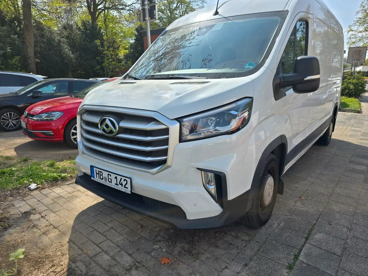 Maxus Deliver 9