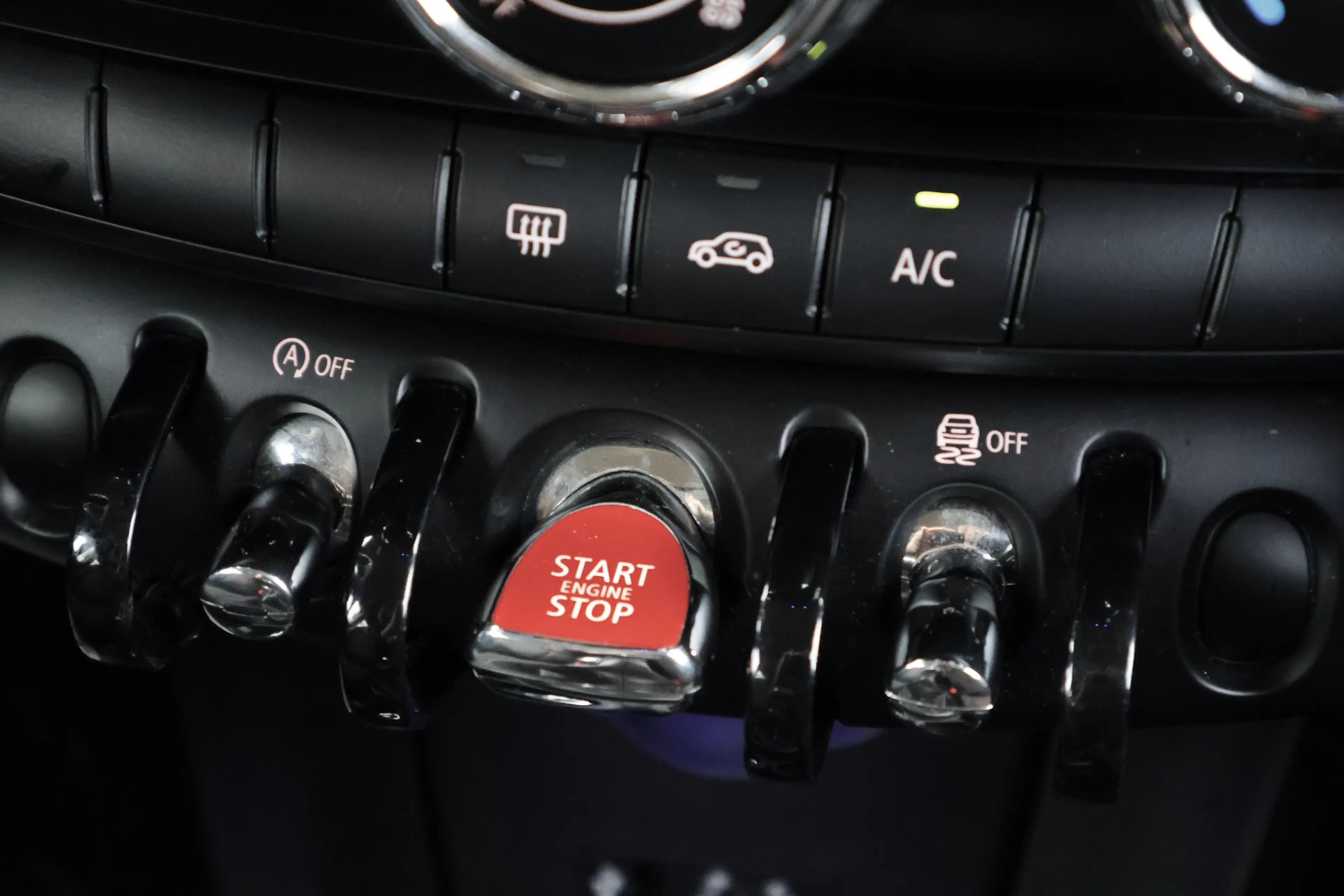 MINI One D Mini One D Airco ParkS USB/ Aux — photo 10