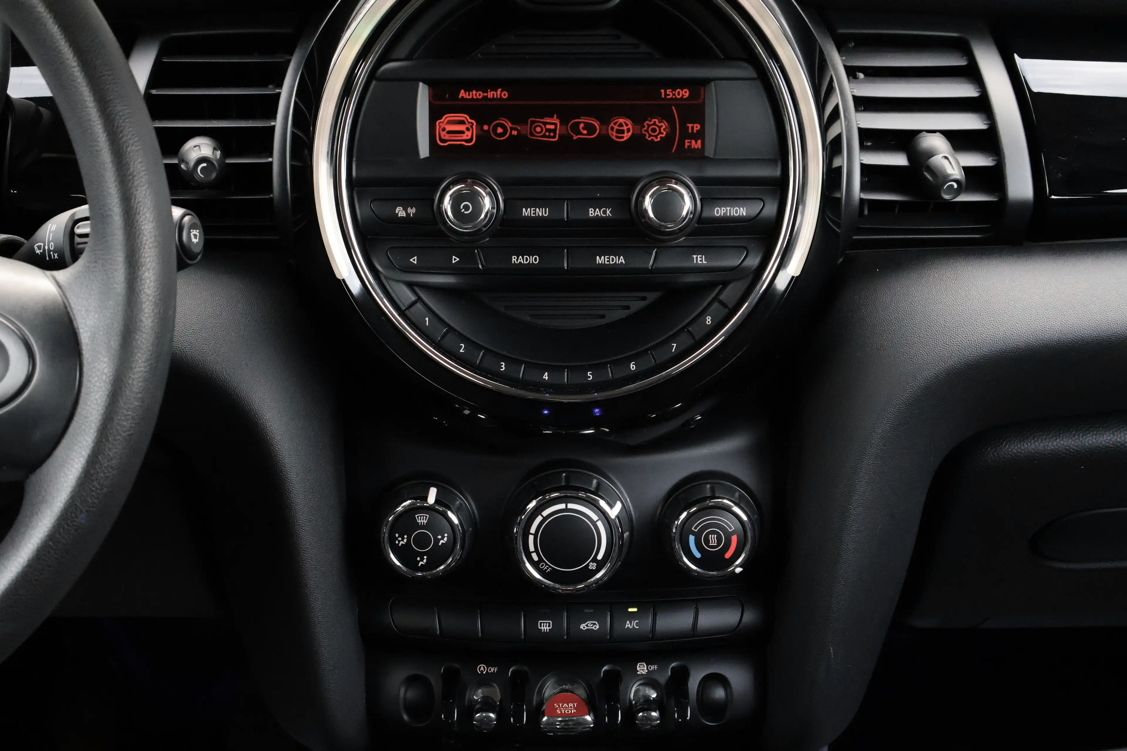 MINI One D Mini One D Airco ParkS USB/ Aux — photo 9