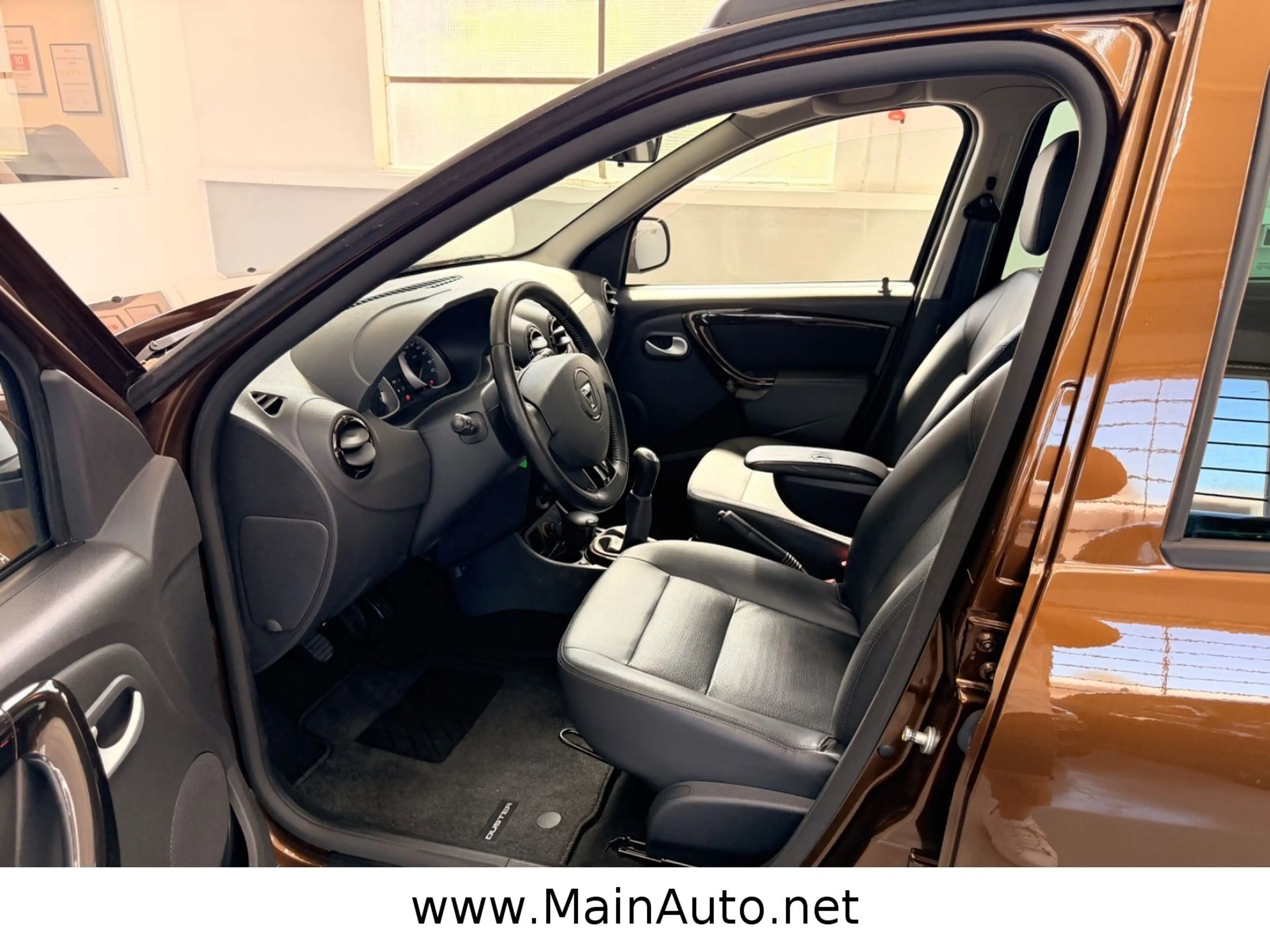 Dacia Duster Prestige 4x2 1.Hand/56000KM/Leder/SHZ — photo 10