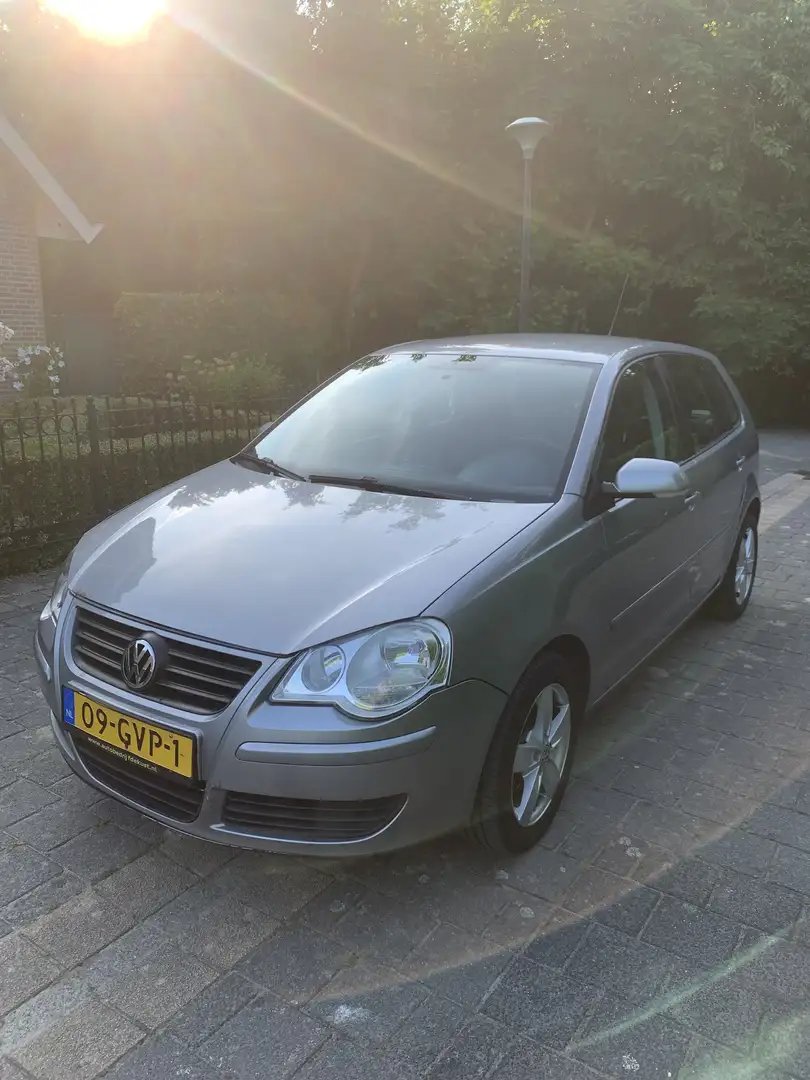 Volkswagen Polo 1.4 Comfortline - 1
