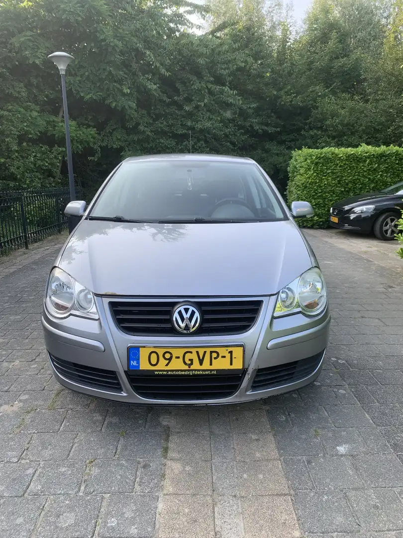 Volkswagen Polo 1.4 Comfortline - 2