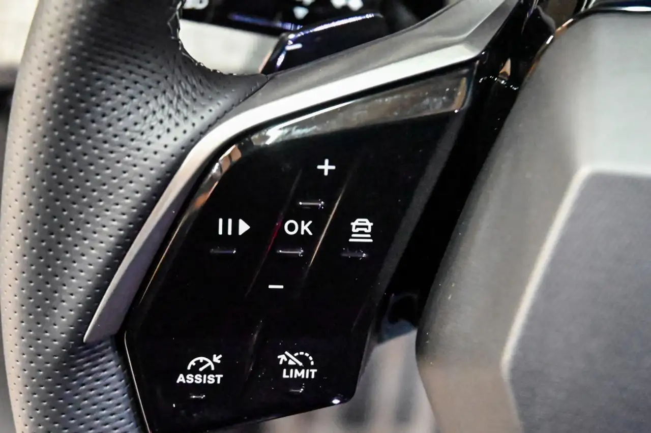 Peugeot 5008 Hybrid 145 GT | 7p | STOELVERWARMING | ACC | 10