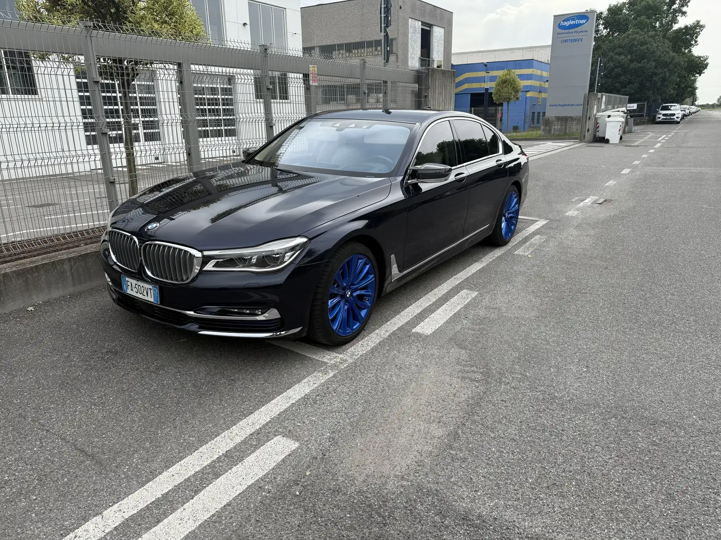 BMW 730 730d xdrive Luxury auto Bleu - 1