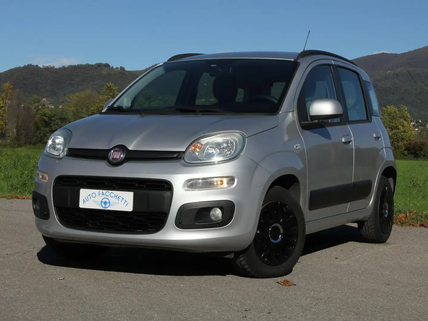 Fiat Panda Panda 1.2 Lounge 69cv Plateado - 1
