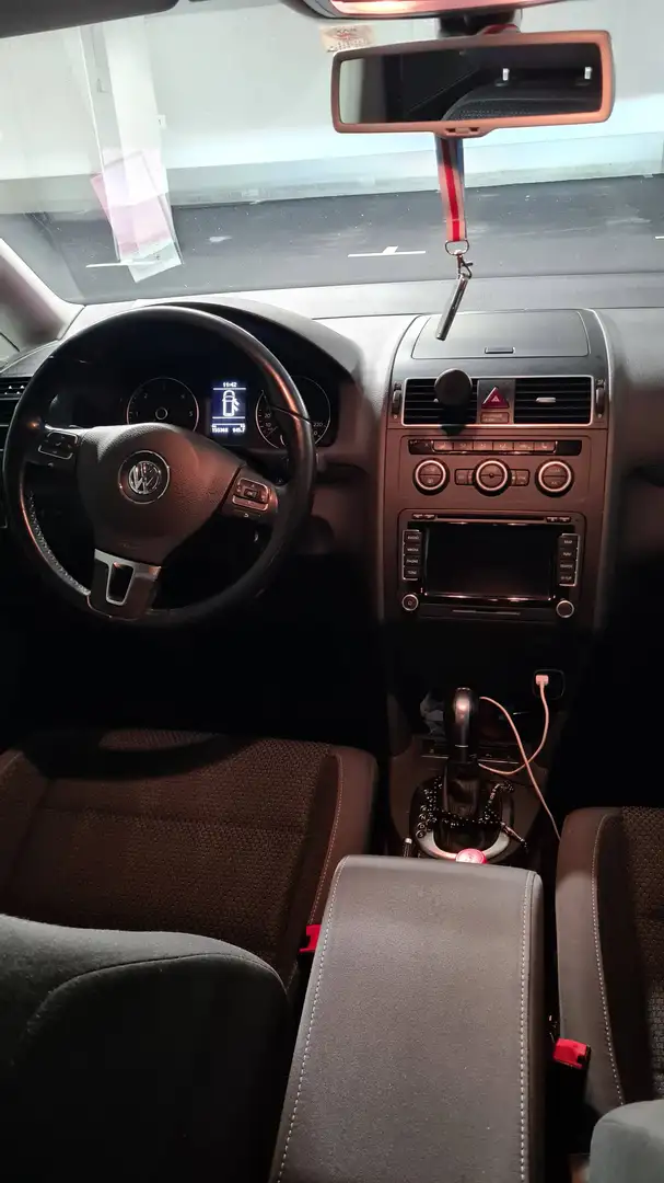 Volkswagen Touran Touran Comfortline 1,6 BMT TDI DPF DSG Comfortline Schwarz - 1