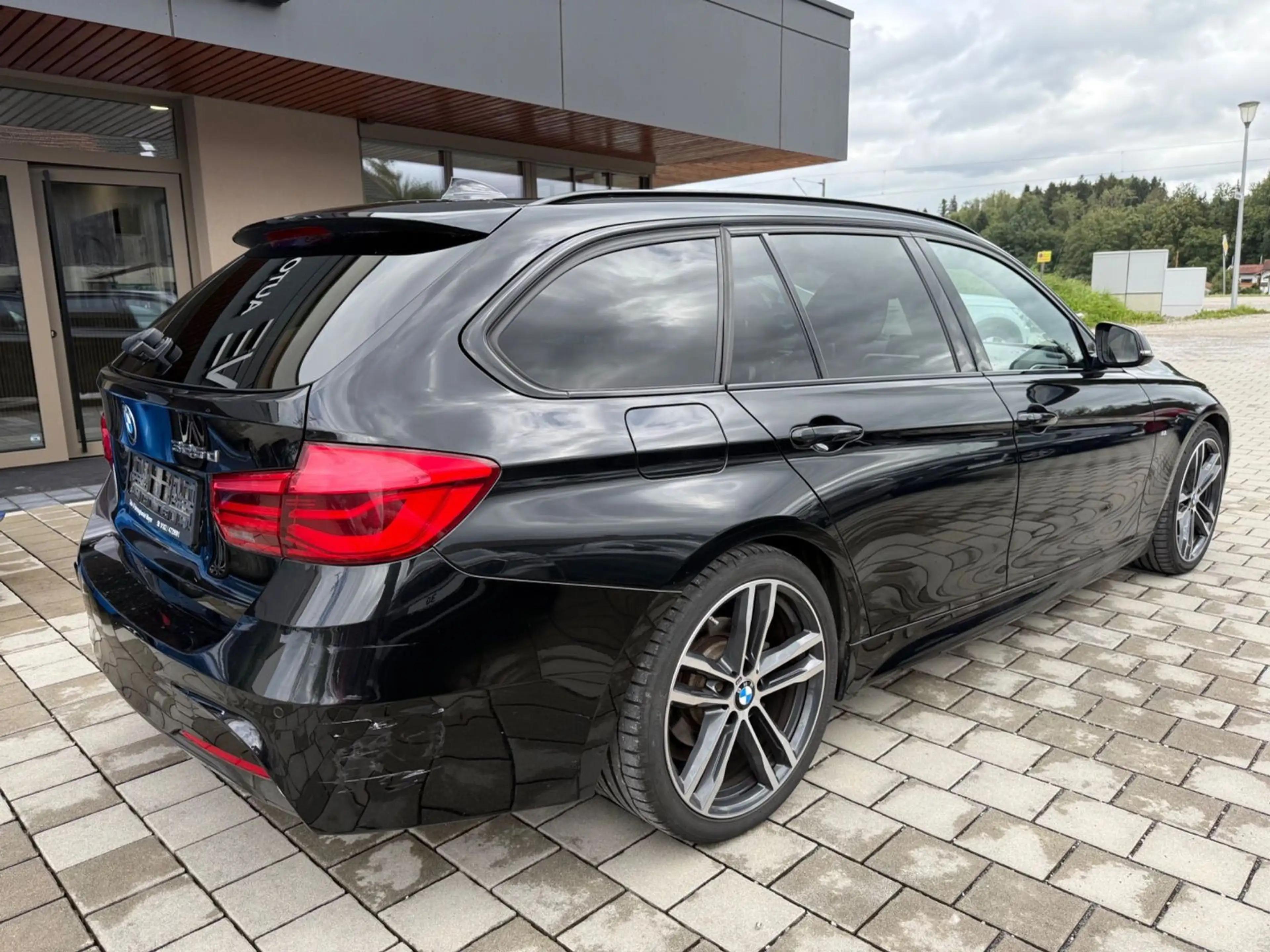 BMW 325 3er - 325 d M Sportpaket — photo 2