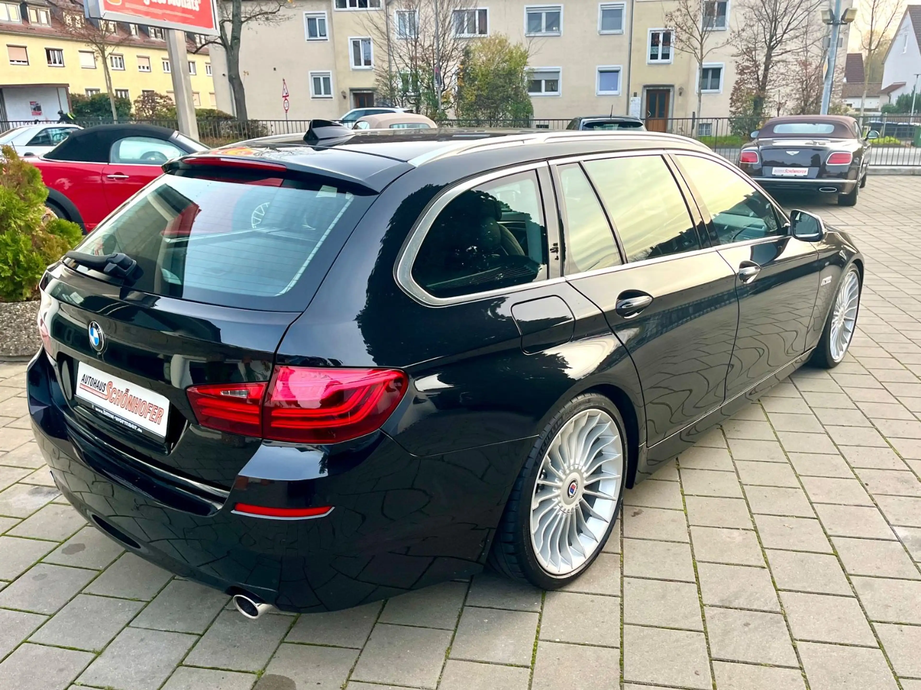 BMW 535 i Touring Aut. 20' ALPINA VOLLAUSSTATTUNG — photo 3