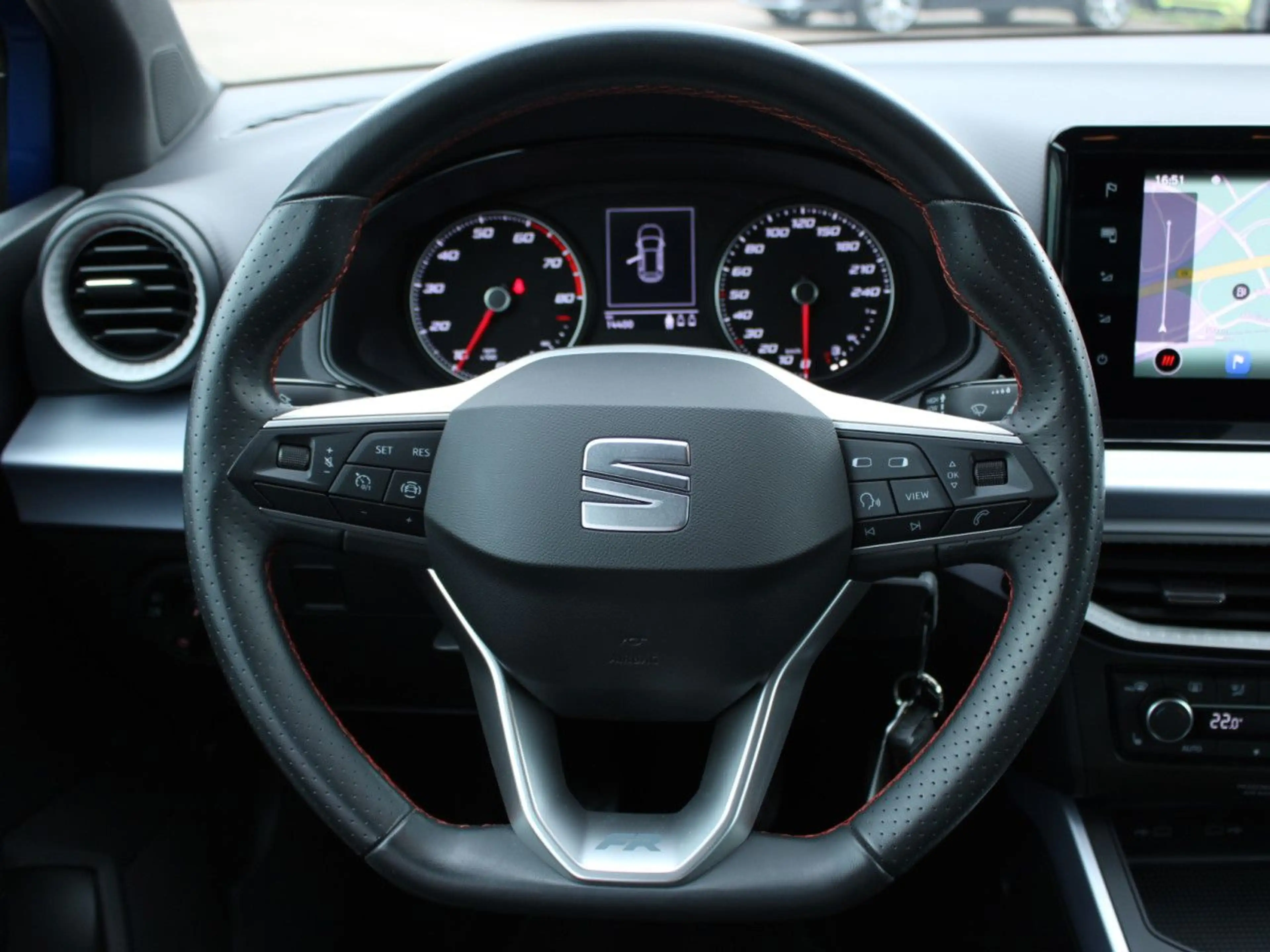 SEAT Arona FR Navi Kamera Sitzh. LED Klima Tempomat — photo 12