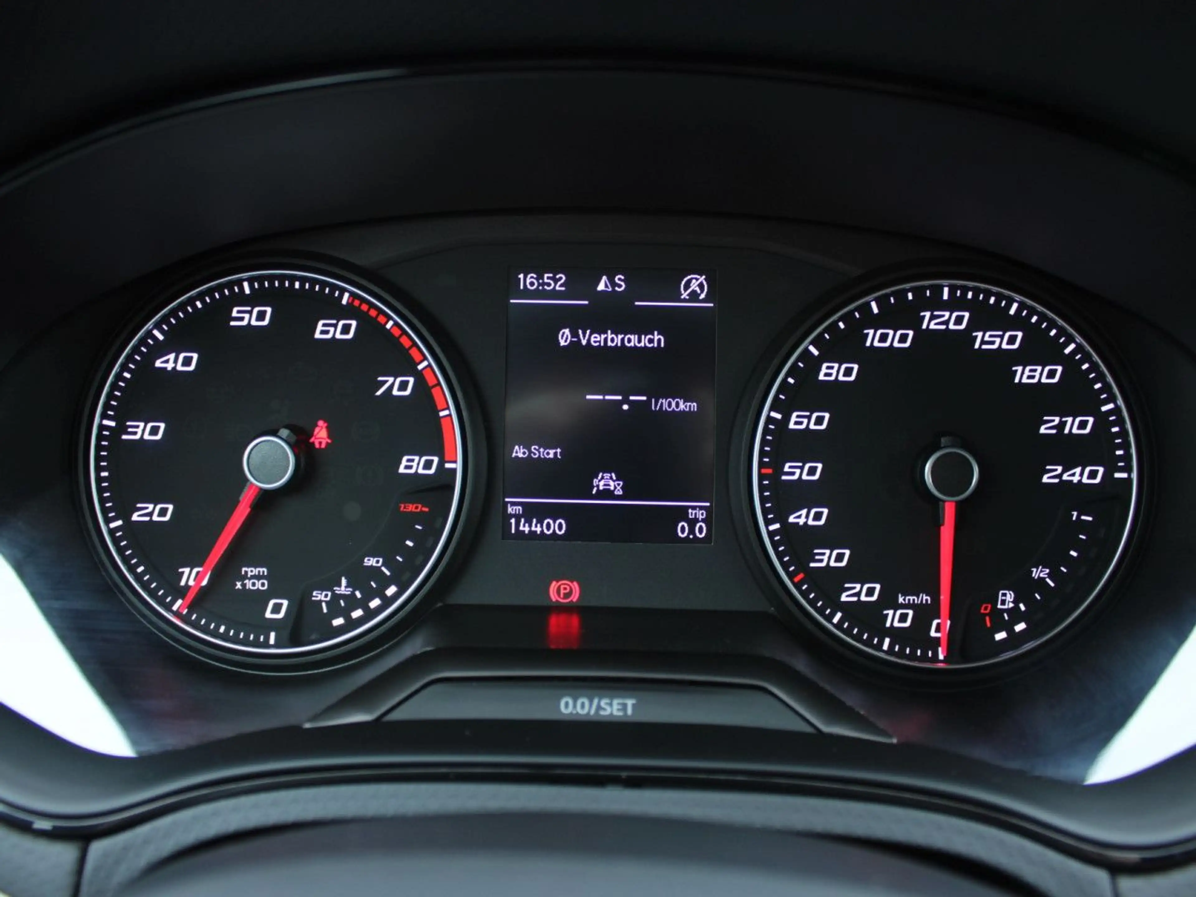 SEAT Arona FR Navi Kamera Sitzh. LED Klima Tempomat — photo 13