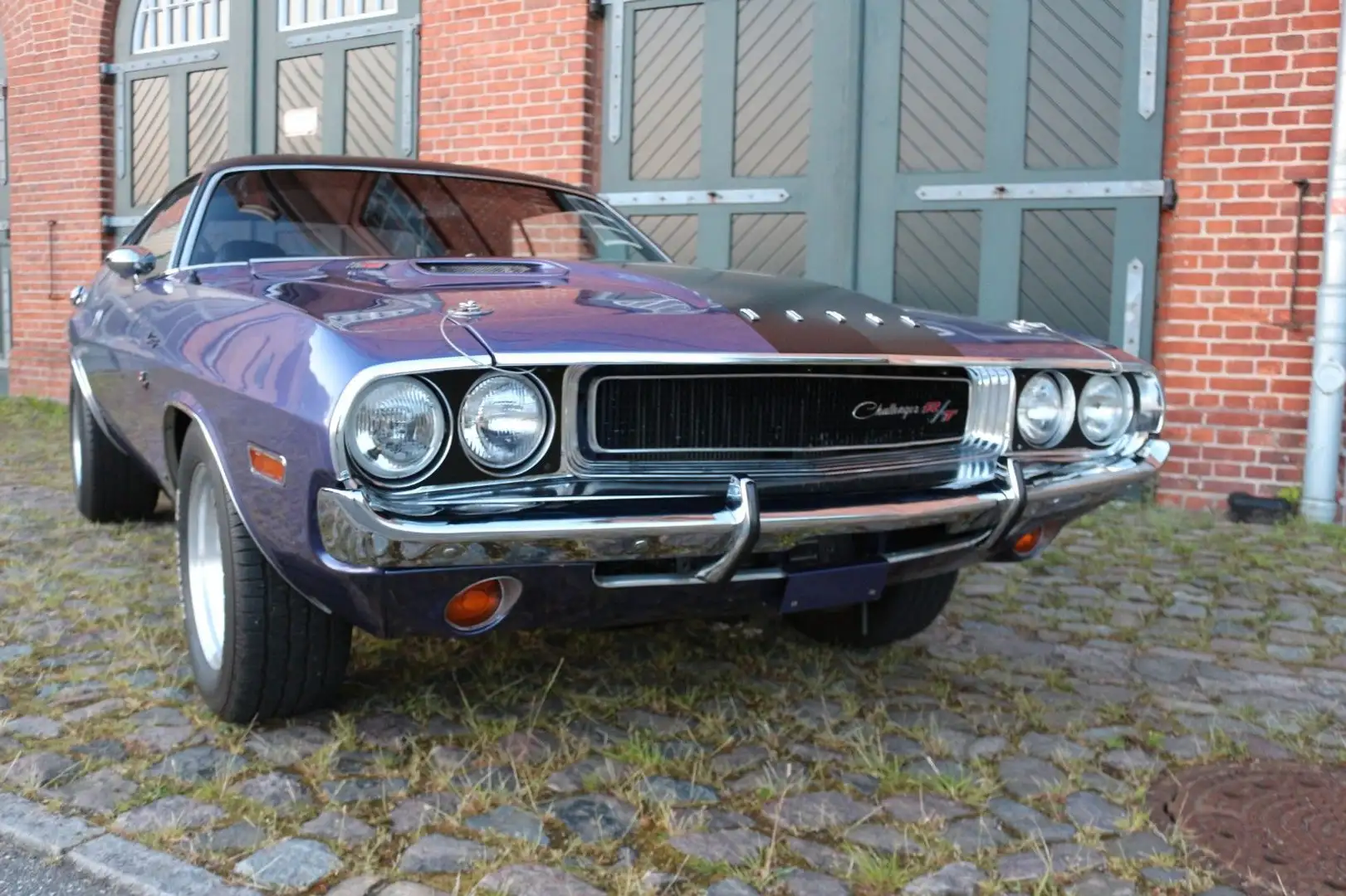 Dodge Challenger R/T Special Edition Fioletowy - 2