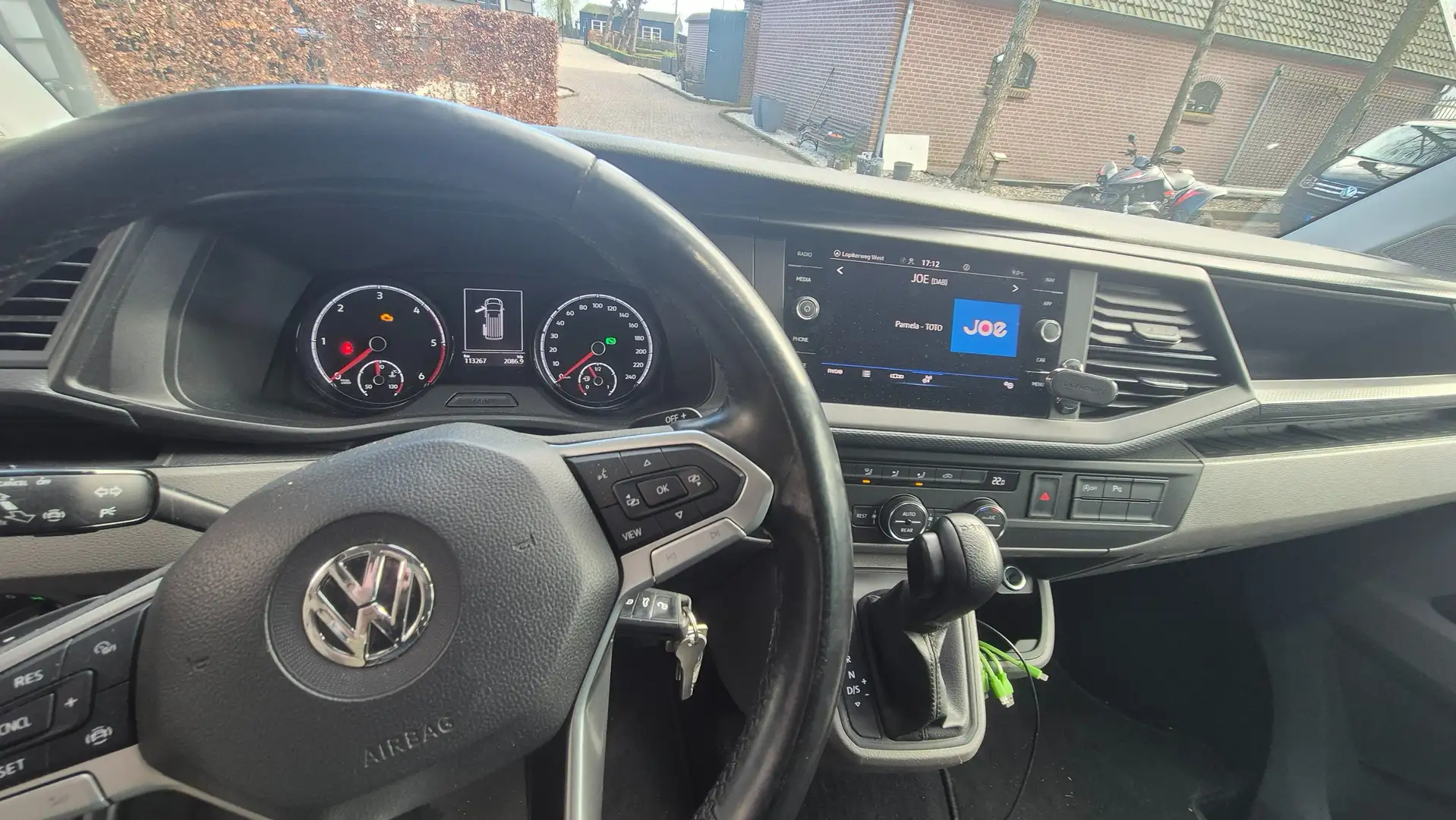 Volkswagen T6.1 Caravelle Tdi 2.0 L2H1 DC Černá - 2
