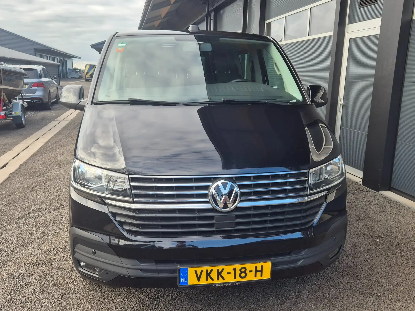 Volkswagen T6.1 Caravelle Tdi 2.0 L2H1 DC Černá - 1