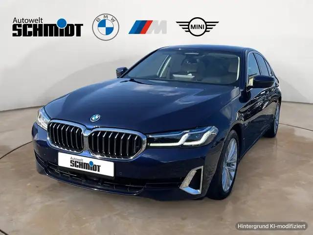 BMW 5 Series view 2