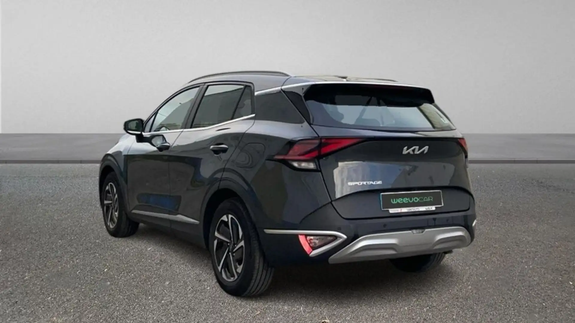 Kia Sportage 1.6 CRDi MHEV Business 4x4 136 Grau - 2