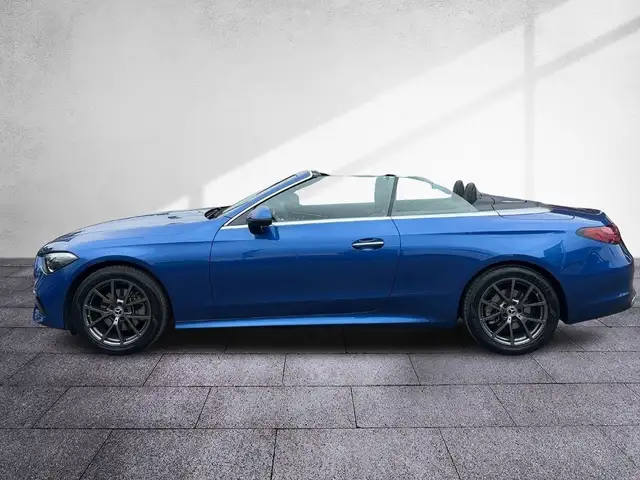 Mercedes-Benz CLE 220 d Cabriolet AVANTGARDE LED LRHZG Distr Ansicht 3
