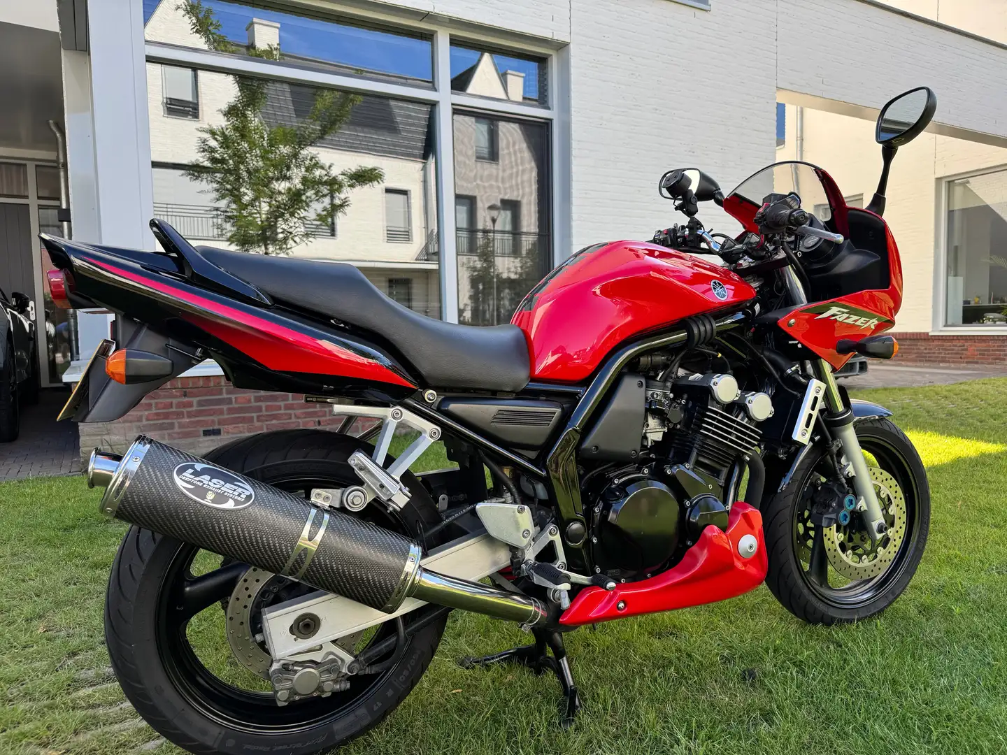 Yamaha FZS 600 Fazer 600 R Rood - 2