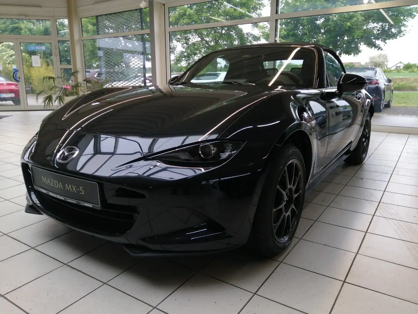 Mazda MX-5 1.5L SKYACTIV-G (132 hp) Noir - 1